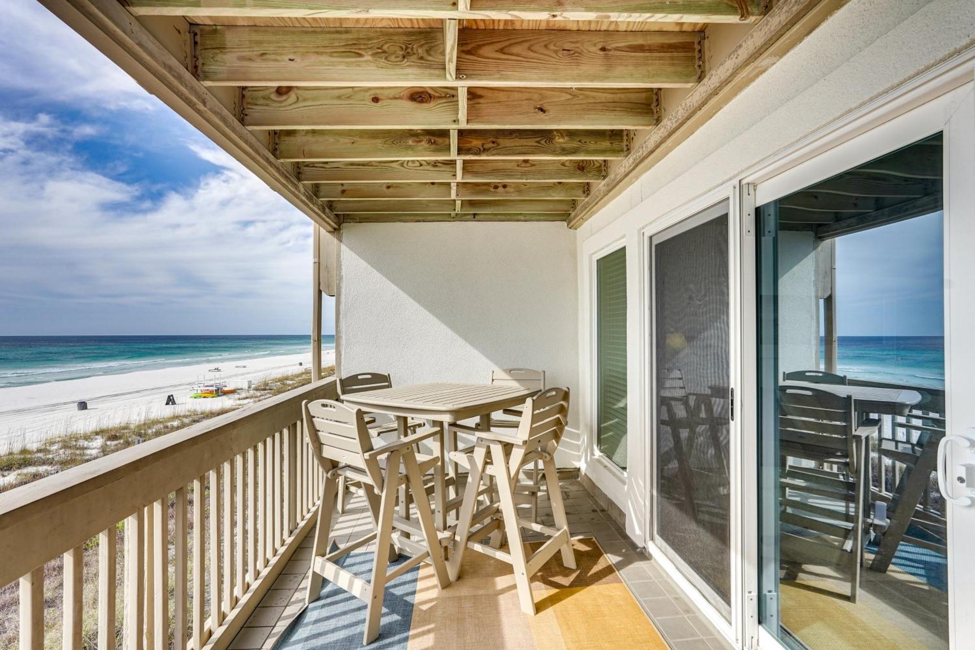 2-story Beachfront In Pcb With Community Pool!