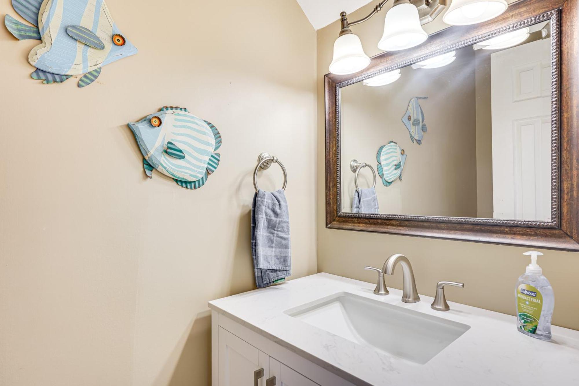 2-story Beachfront In Pcb With Community Pool! Panama City Beach